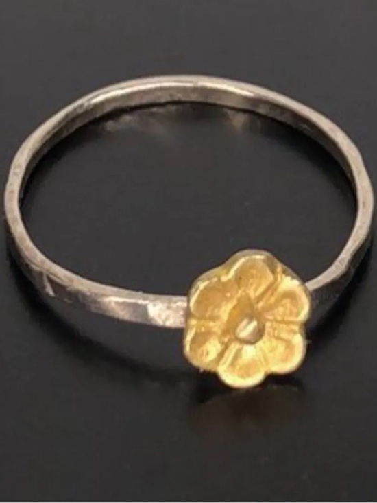 Jewelry - Size ~6.5 Two-Tone Flower Stacking Ring - Gold Flower on Silver Band